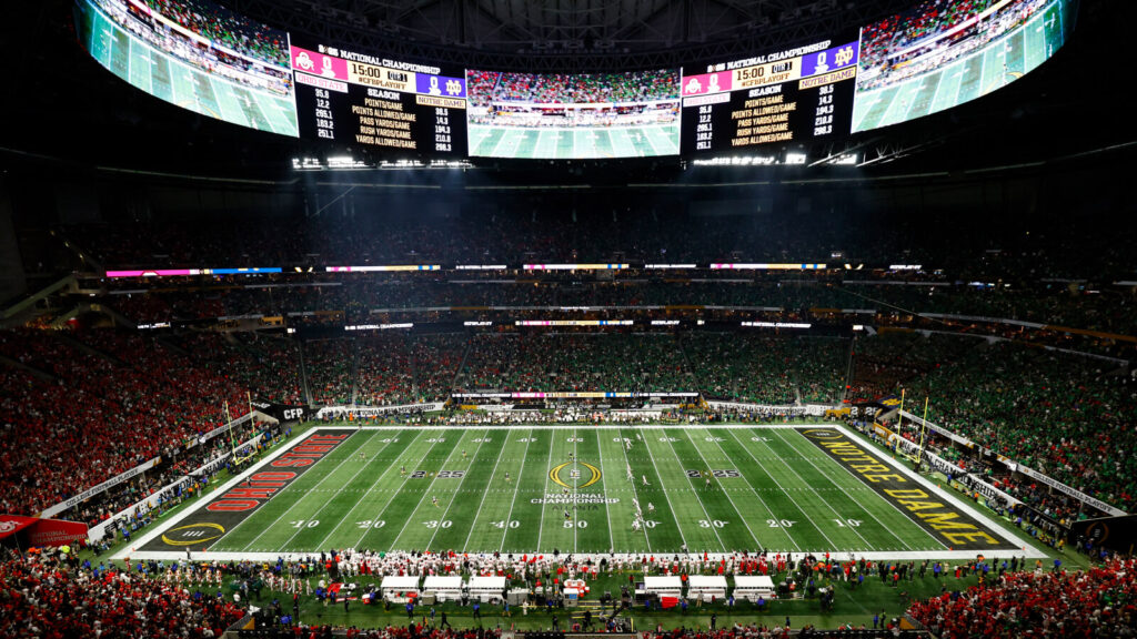 mercedes-benz stadium, atlanta - Stadi di calcio iconici in Nord America